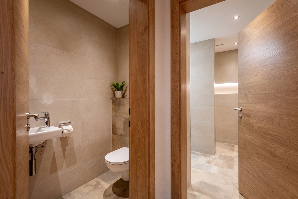 Badezimmer Apartment 1